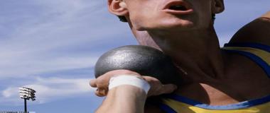 AI驱动的运动监控与评估